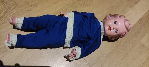 Alte puppe vermutlich - puppe,