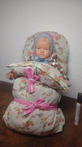 Alte babypuppe steckkissen - babypuppe, im